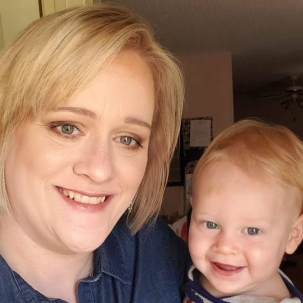 Meet your Posher, Carrie
